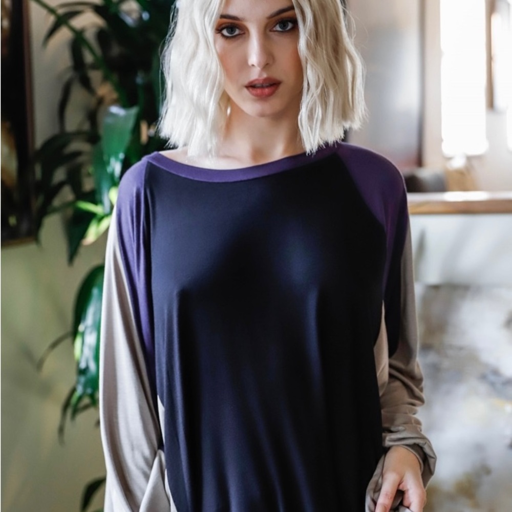 Black & Purple Colorblock Dolman Sleeve Oversized